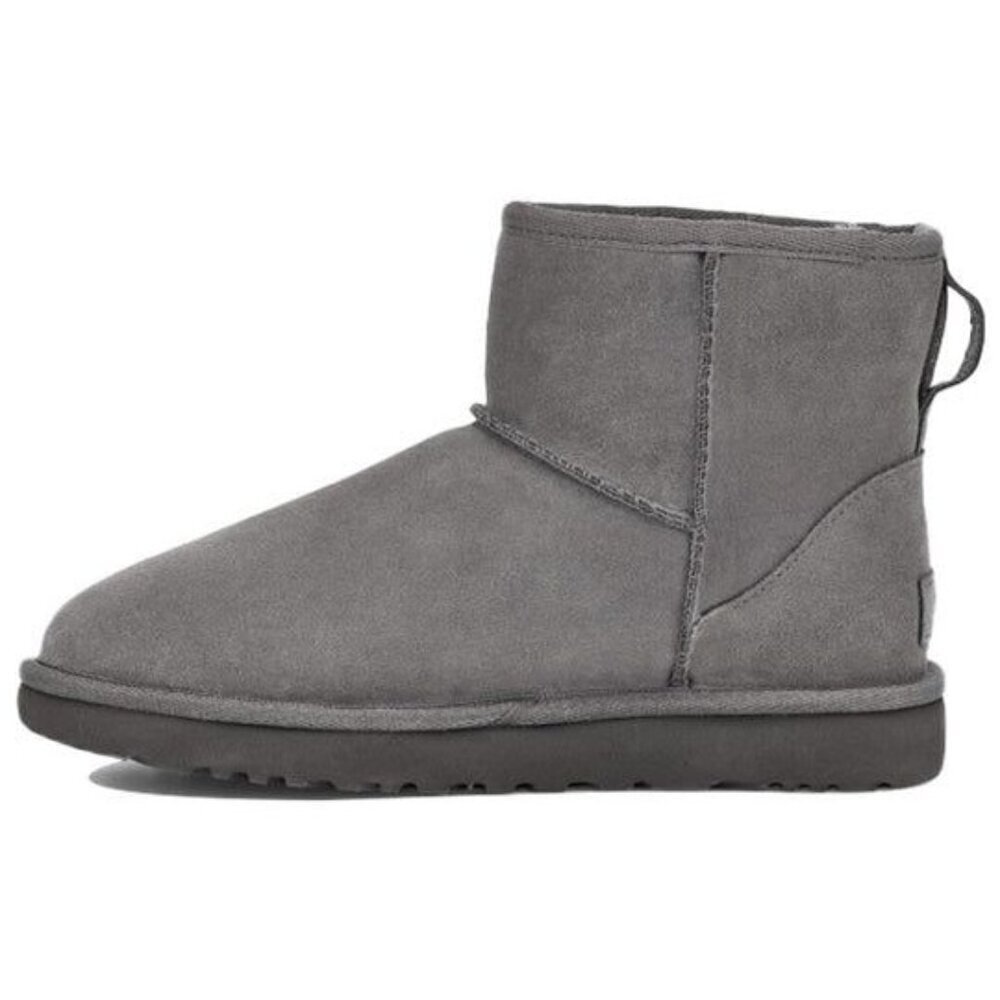 NEW UGG Classic Mini UGG Rubber Logo Grey Boot Suede Sheepskin EU 42 US 11 UK 9 - Picture 3 of 9